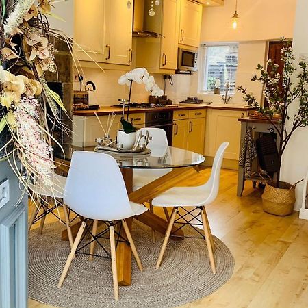The Tenth House, Grade II Listed Georgian Town House, Wirksworth, Derbyshire, Peak District Cottage, Sleeps 4 Екстериор снимка
